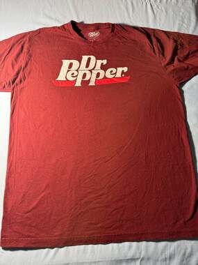 Dr Pepper T-Shirt Size XL Red Cotton Distressed Logo